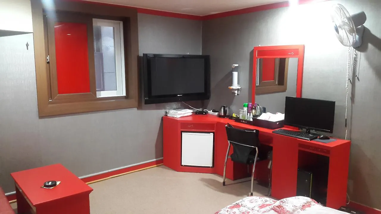 Click 21 Motel Busan