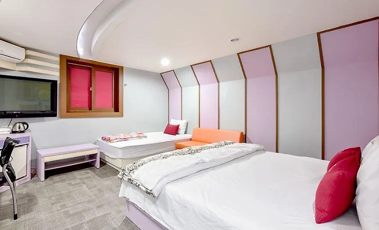 Click 21 Motel Busan