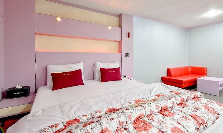 Click 21 Motel Busan