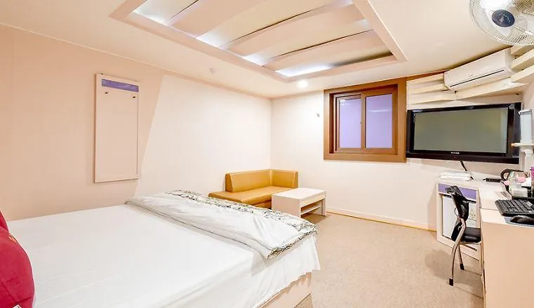 Click 21 Motel Busan