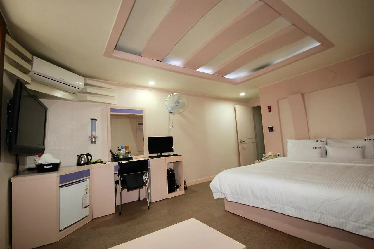 Click 21 Motel Busan