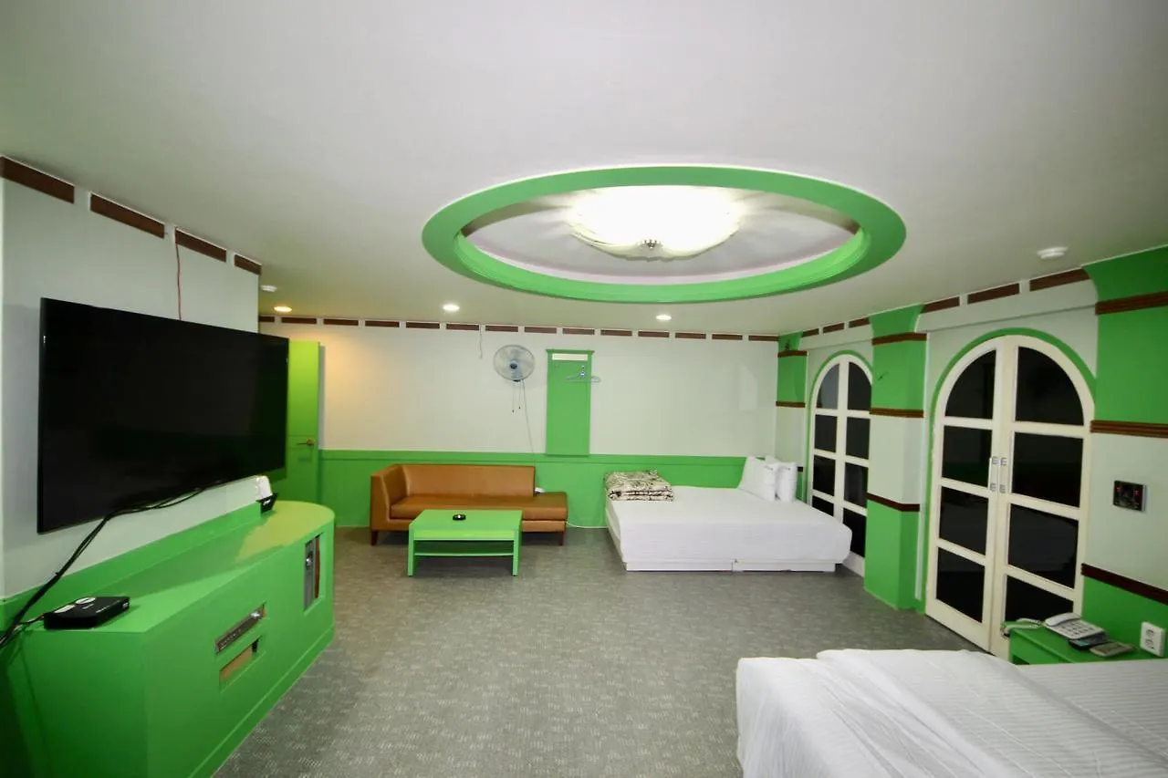 Click 21 Motel Busan