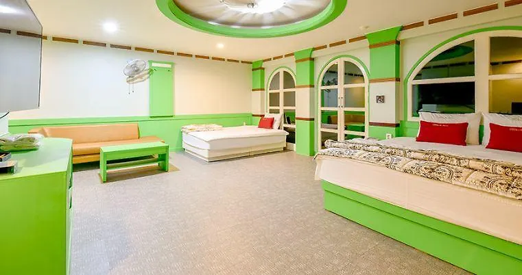 Click 21 Motel Busan